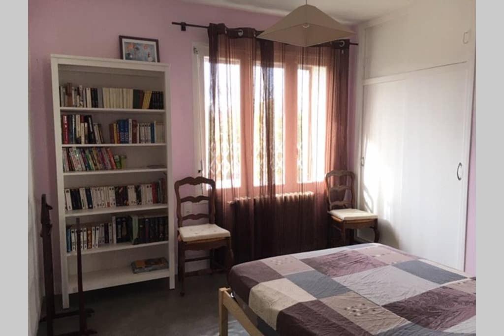 Maison familiale à Nîmes Esterno foto