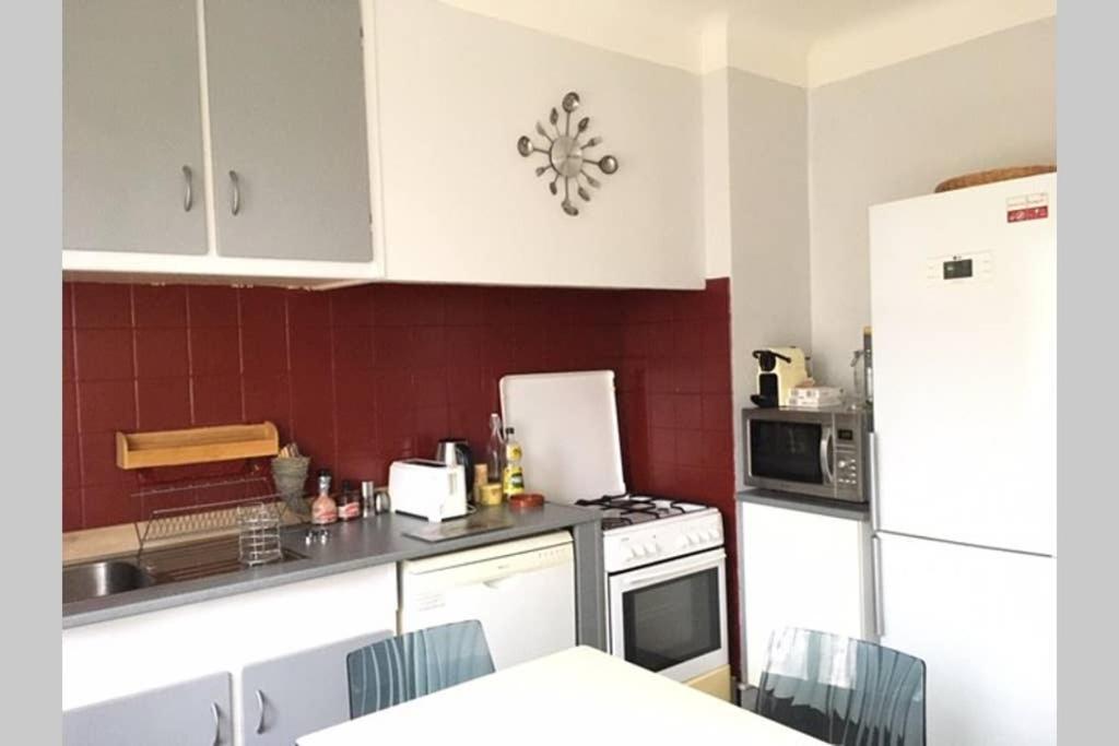 Maison familiale à Nîmes Esterno foto